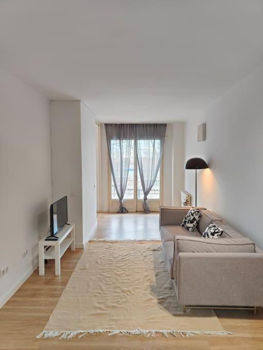 Cute Apartment Sant Adria Beach Sant Adria de Besos Exterior photo